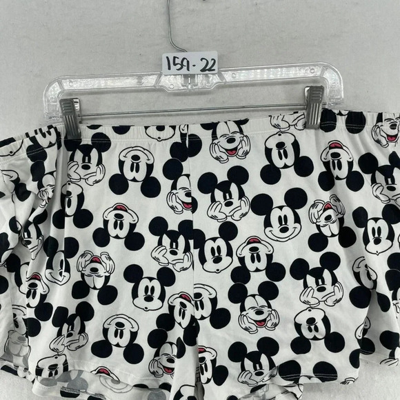 Disney Sleep Shorts Women's Sz 1X White Black Mickey Mouse Pattern Elastic Waist - Picture 6 of 11